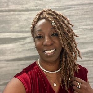 Meet your Posher, Twin